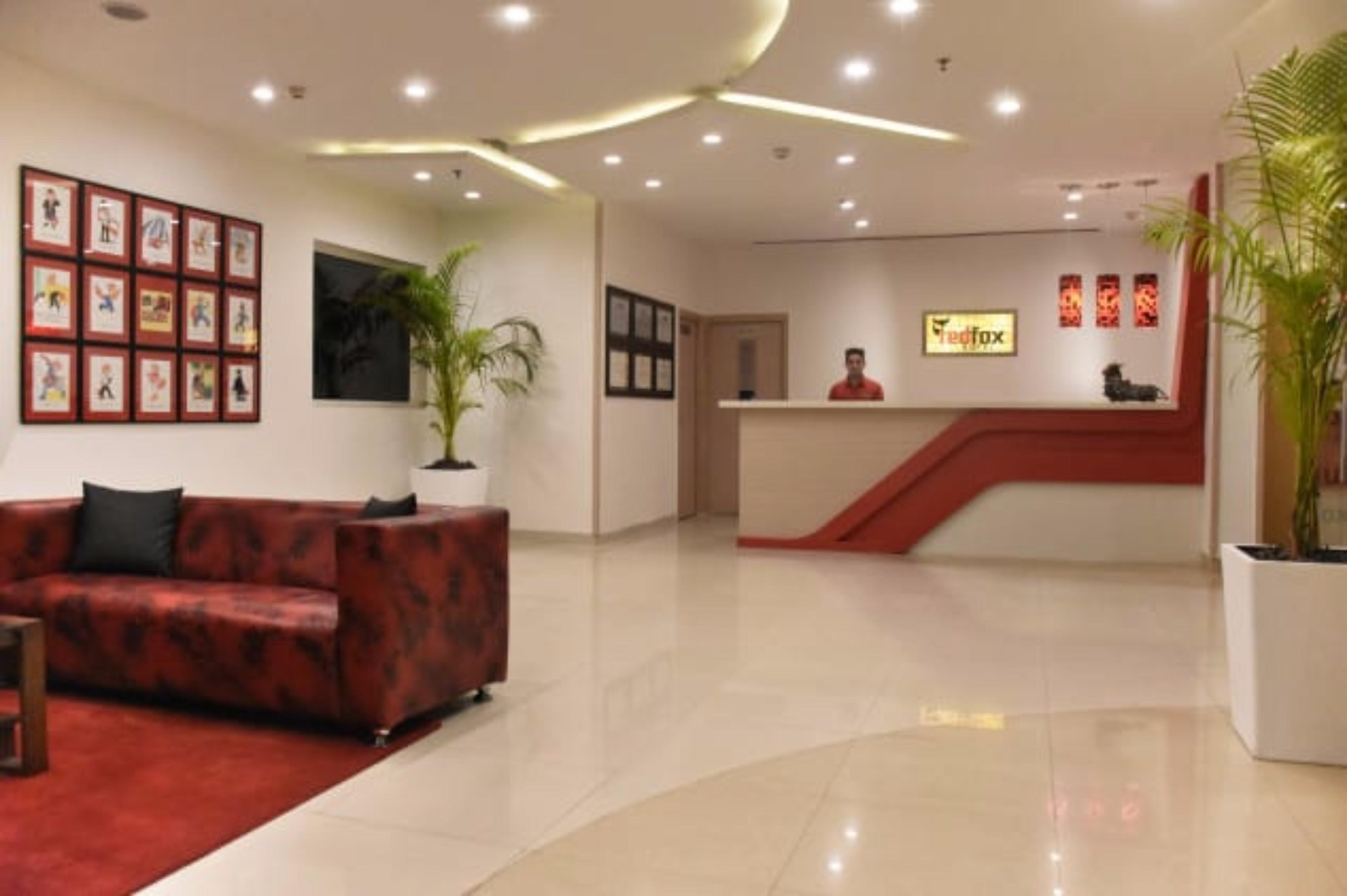 Red Fox Hotel, Chandīgarh Екстериор снимка