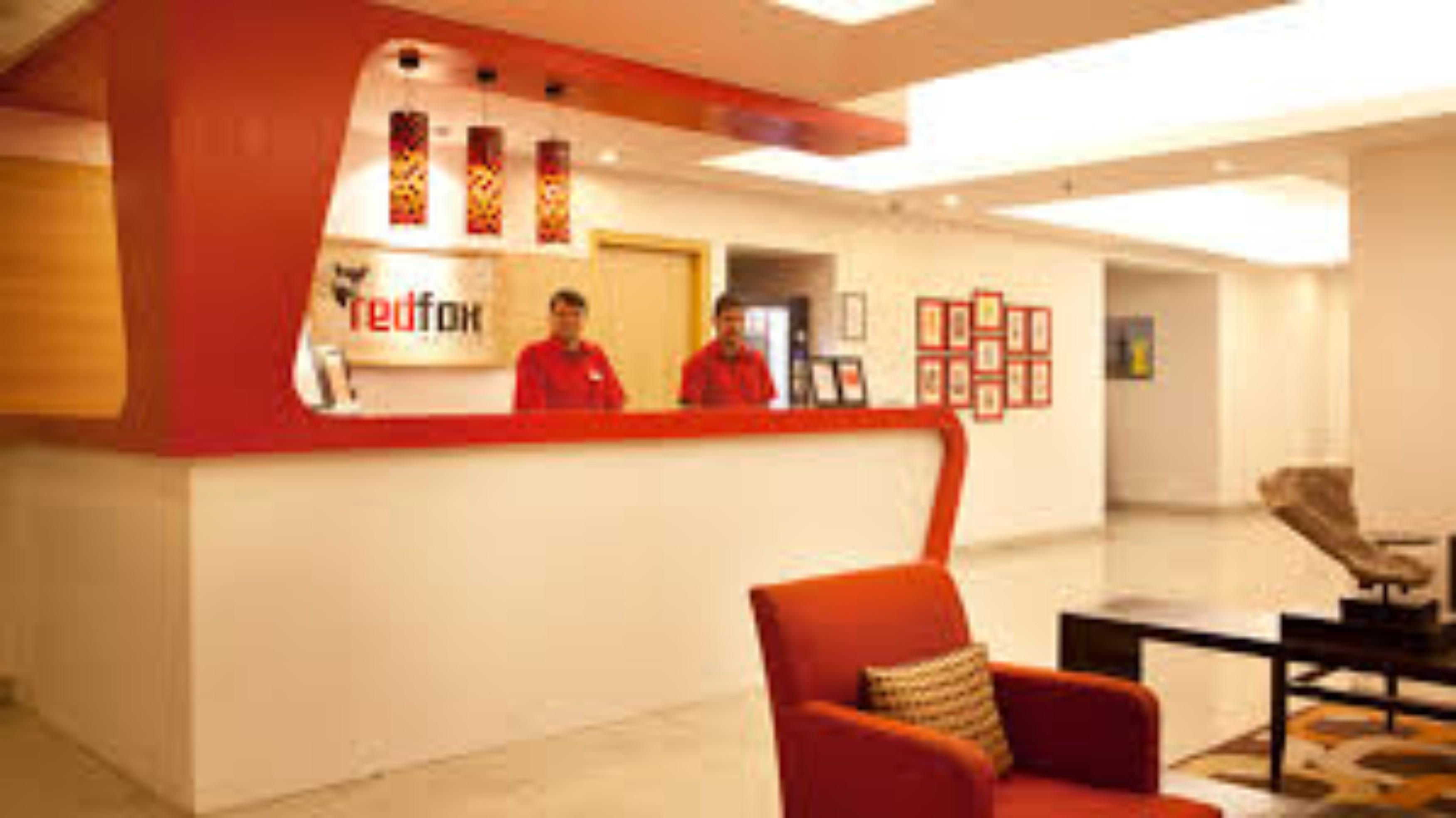 Red Fox Hotel, Chandīgarh Екстериор снимка