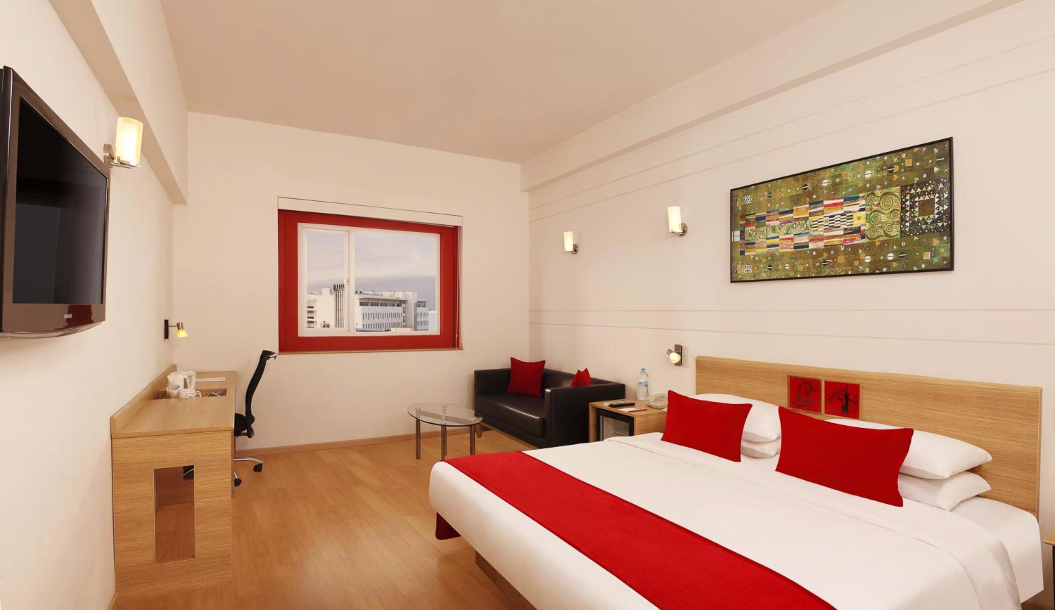Red Fox Hotel, Chandīgarh Екстериор снимка