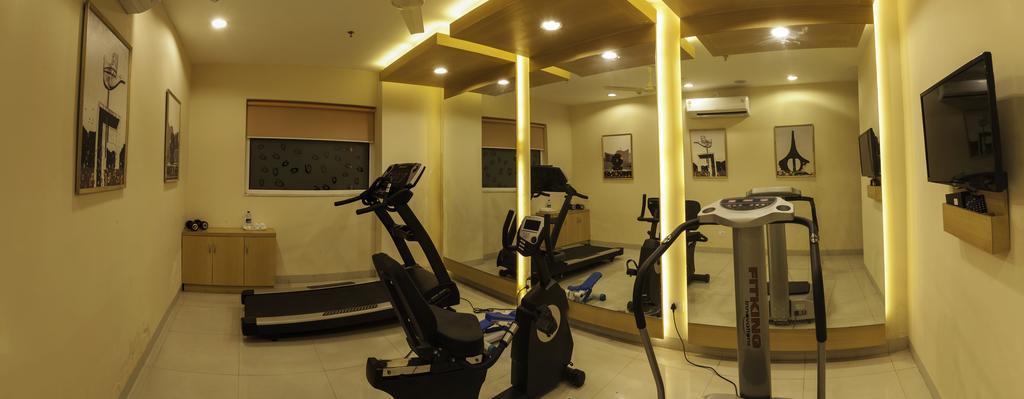 Red Fox Hotel, Chandīgarh Екстериор снимка