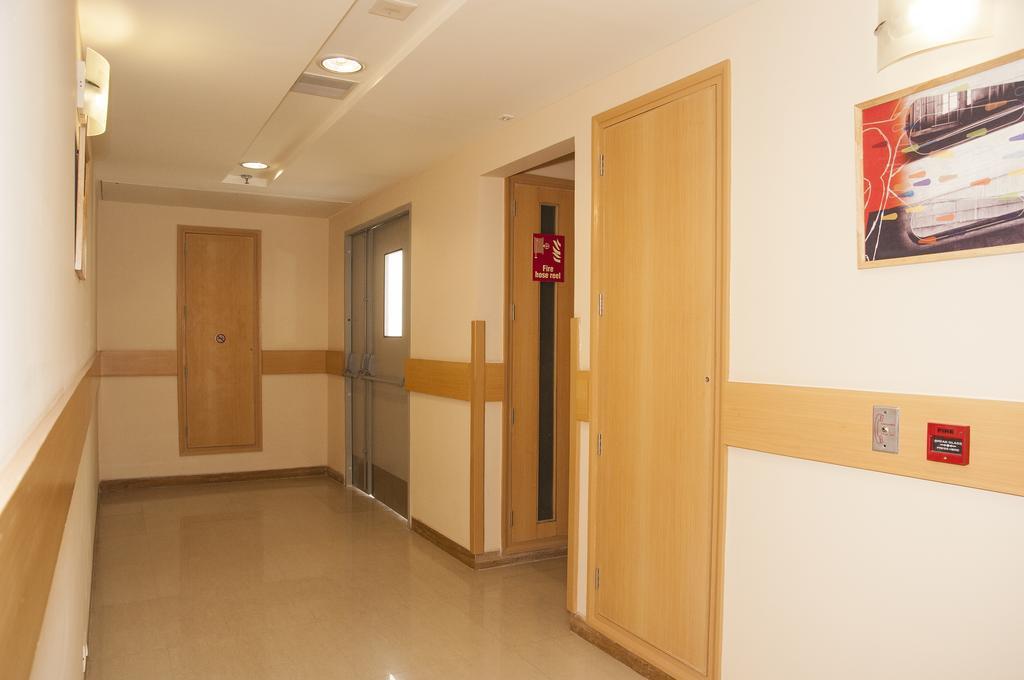 Red Fox Hotel, Chandīgarh Екстериор снимка