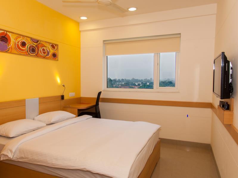 Red Fox Hotel, Chandīgarh Екстериор снимка