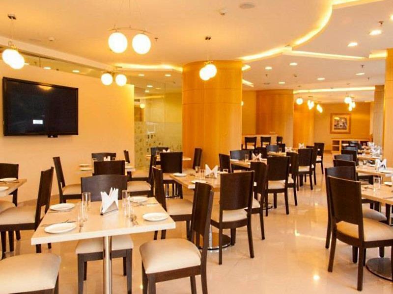 Red Fox Hotel, Chandīgarh Екстериор снимка