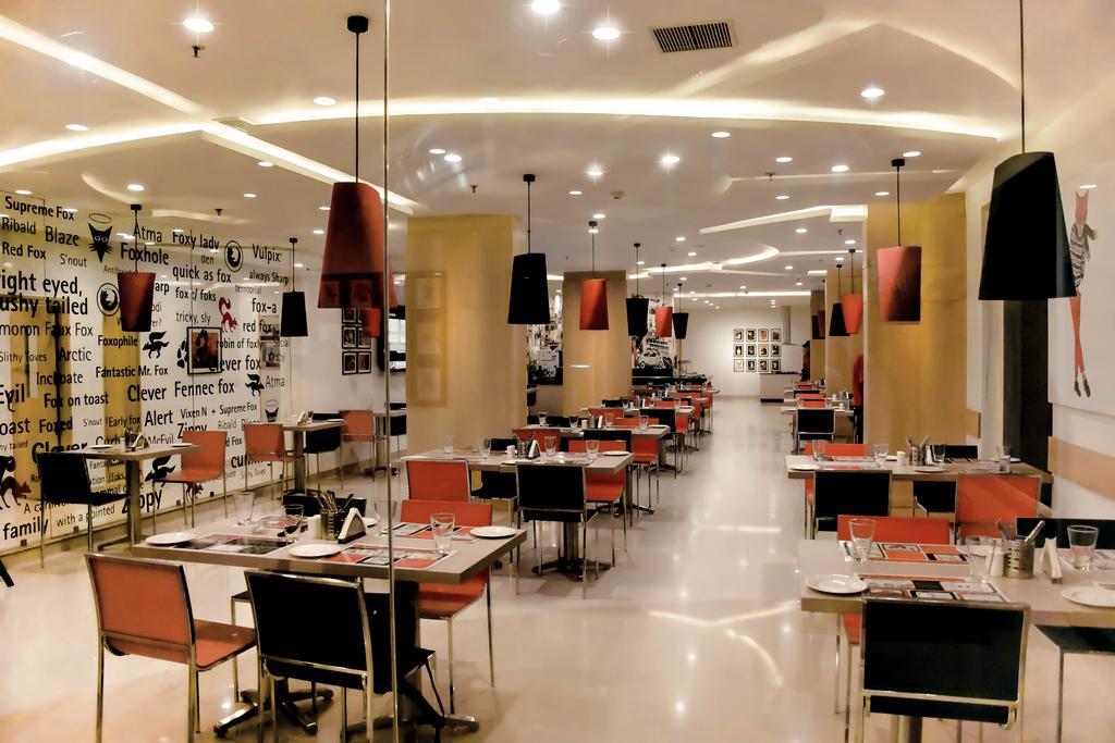 Red Fox Hotel, Chandīgarh Екстериор снимка