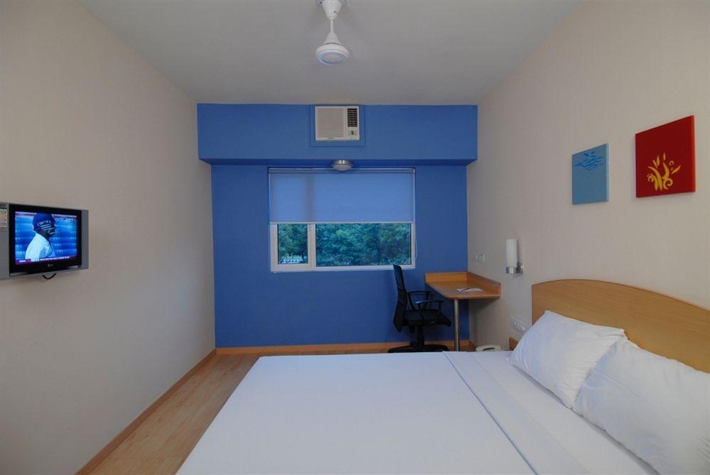 Red Fox Hotel, Chandīgarh Екстериор снимка