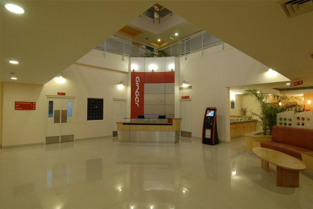 Red Fox Hotel, Chandīgarh Екстериор снимка